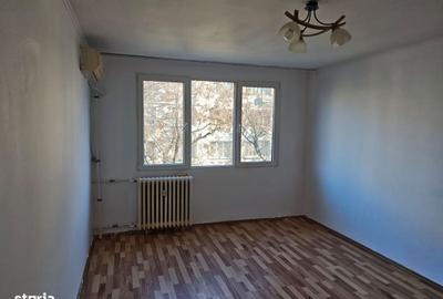 Apartament cu 3 camere semidecomandat în Berceni - 4
