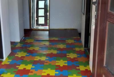 Casă cu 5 camere cu Teren 700 Mp în Miroslava - 2