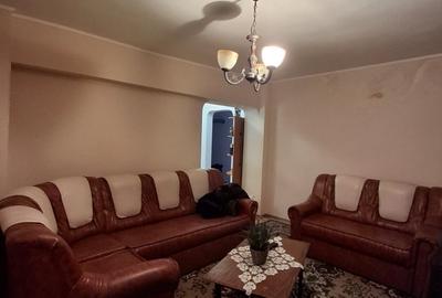 Apartament cu 4 camere decomandat, mobilat în Central - 2