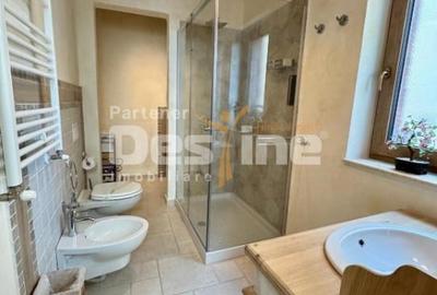 Casă individuală cu 4 camere cu Canalizare în Tractorul - 14