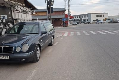 Spațiu comercial, de 30 mp, în Central - 4