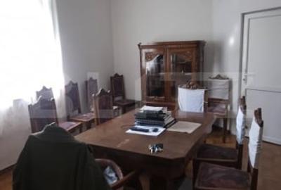 Casa 4 camere , teren 285 mp, zona semi-centrala - 2