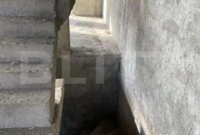 Casă cu 4 camere cu Teren 385 Mp în Central