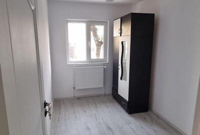 Apartament cu 3 camere decomandat în Central - 1