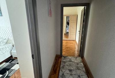 Apartament cu 2 camere decomandat în Obor