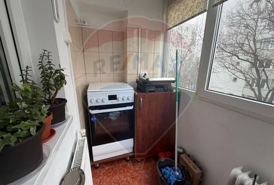 Vanazre Ap 2 camere în zona Titan - 12