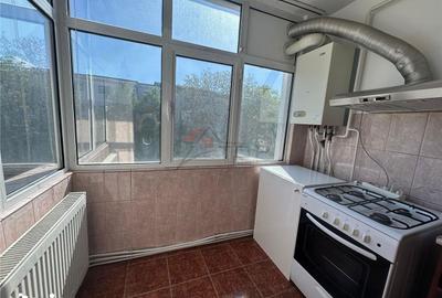 Apartament cu 3 camere decomandat în Nicolina - 5