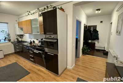 Apartament 3 camere, Eroilor, Floresti