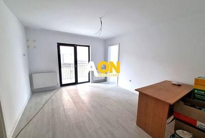 Apartament cu 2 camere semidecomandat în Cetate