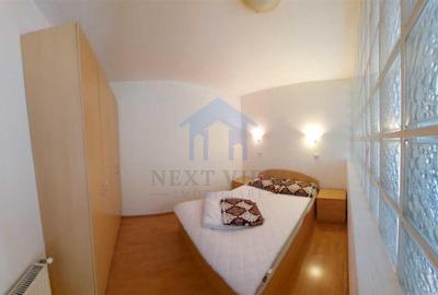 Studio, Plopilor - 1