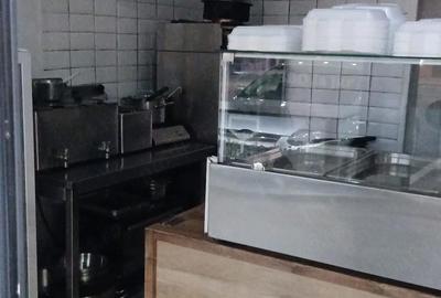 Spațiu comercial, de 23 mp, în Central - 3