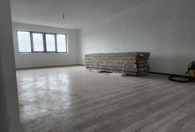 Casă cu Teren 2000 Mp în Moșteni - 7
