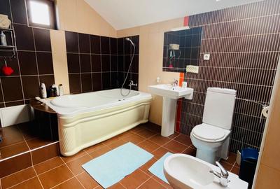 Casă cu 4 camere cu Teren 350 Mp în Gilău
