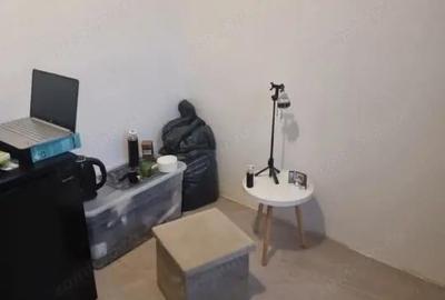 Garsonieră decomandată în Central - 2