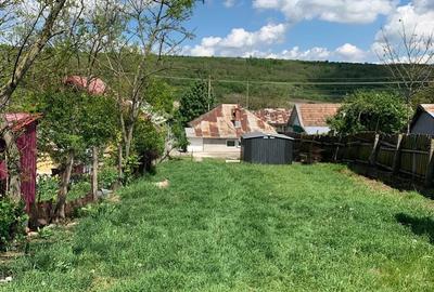 Casă cu Teren 900 Mp în Central - 3