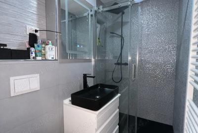 Vand apartament 3 camere complet renovat, etaj 5 10 - 2