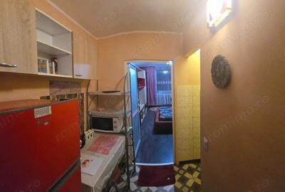 Garsoniera recent renovata,zona centrala,et.1,Tig 1 - 8