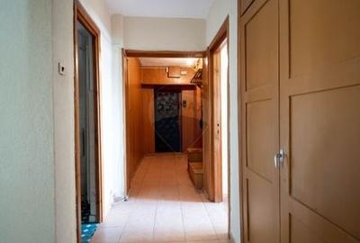 Apartament cu 4 camere decomandat în Central - 15