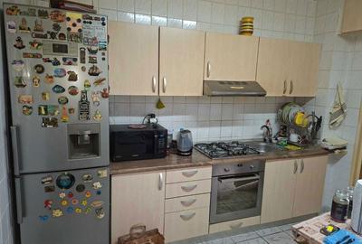 Apartament cu 4 camere decomandat în Moșilor - 3