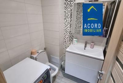 Compozitori-apartament 3 camere decomandat Compozitori-apartament 3 camere decomandat - 17