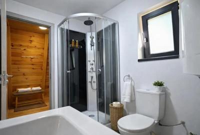 Casă cu 2 camere cu Teren 1200 Mp în Bran - 3