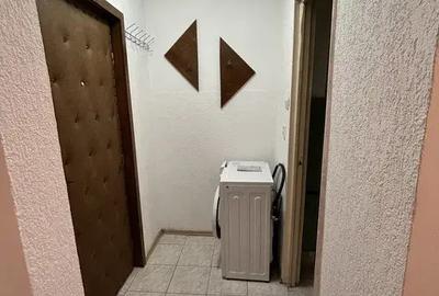 Garsonieră decomandată în Central - 2