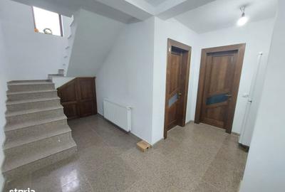 Casă cu 4 camere decomandat cu Teren 710 Mp în Poplaca - 3