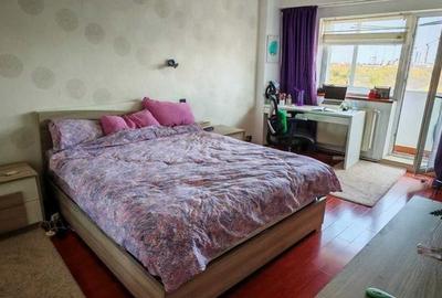 Apartament cu 4 camere decomandat în Văcăresti - 2