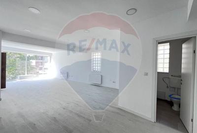 Birou, de 47 mp, în Lizeanu - 6