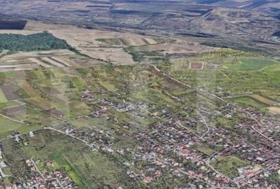 Teren de 600 mp, în Central - 1