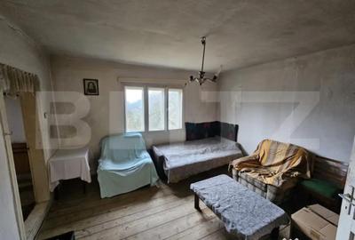 Casă cu 3 camere cu Teren 7297 Mp în Dăroaia - 1