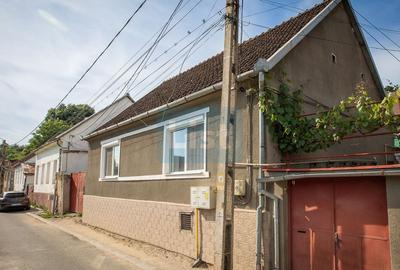 Casă cu 4 camere cu Canalizare în Muncitoresc - 15