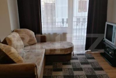 Apartament spatios de vanzare, 5 camere, 93 mp, zona Hotel D - 1