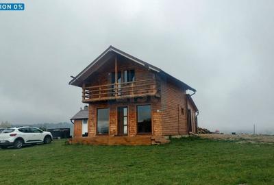 Casă cu 4 camere cu Canalizare în Mărișel