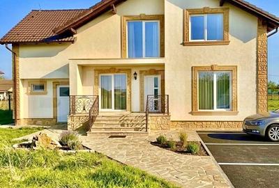 Casă cu 5 camere cu Teren 500 Mp în Sânmihaiu Român - 3