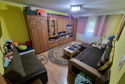Apartament zona CET - 2