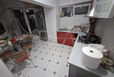 Apartament cu 3 camere la 16 minute pietonale de metroul Piata Muncii - 16