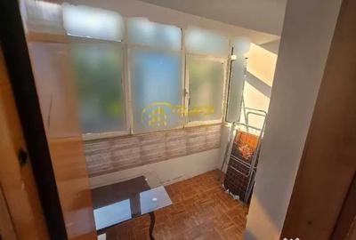 Apartament cu 2 camere decomandat în Hala Centrală - 3