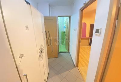 Apartament cu 3 camere decomandat, mobilat în 13 Septembrie - 12