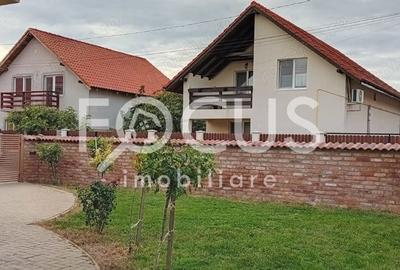 Casă cu 4 camere cu Teren 1000 Mp în Sânmihaiu Român - 2