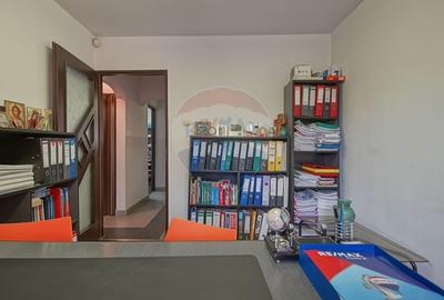 Apartament cu 3 camere versatil rezidenta sau spatiu birouri - 12