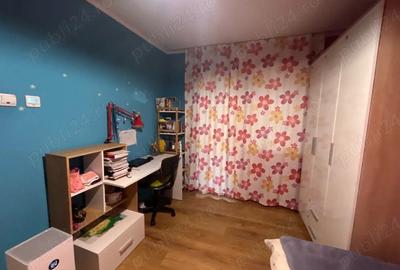 Apartament cu 3 camere decomandat în Micro 17 - 8