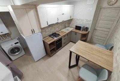 Garsonieră decomandată în Gorjului