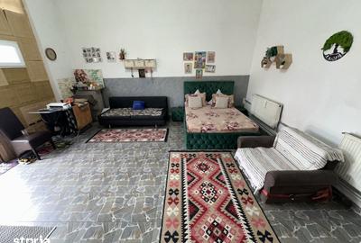 Casă cu 4 camere cu Teren 1014 Mp în Central - 3