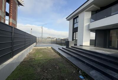 LUX | CASA | VILA INDIVIDUALA | CURTE | PROPRIETAR | TUNARI - 44