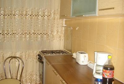 Apartament cu 2 camere decomandat în Vitan