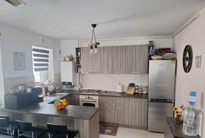 Apartament de 2 camere ( Parcare-Boxa )-Kasper-Coresi - 4