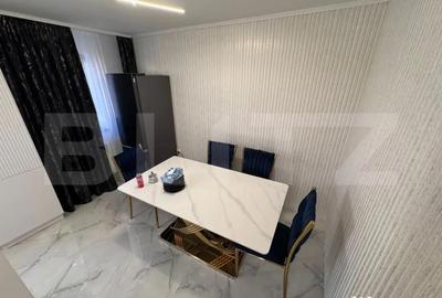 Apartament cu 3 camere decomandat, mobilat în Micro 6