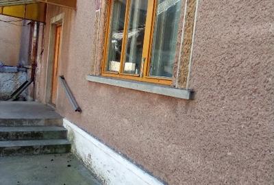 De vânzare:2 case de locuit. Casa de locuit și casa de locuit P+E1 - 2