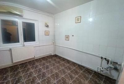 Apartament cu 3 camere decomandat în Brâncoveanu - 4